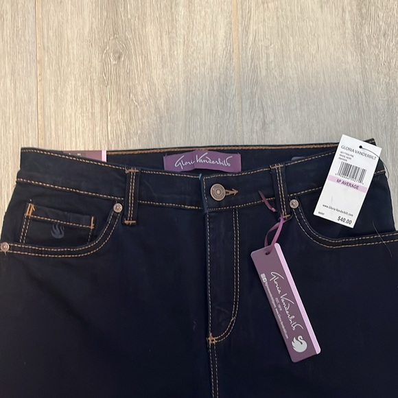 NWT GLORIA VANDERBILT original slimming Jean - Picture 2 of 7